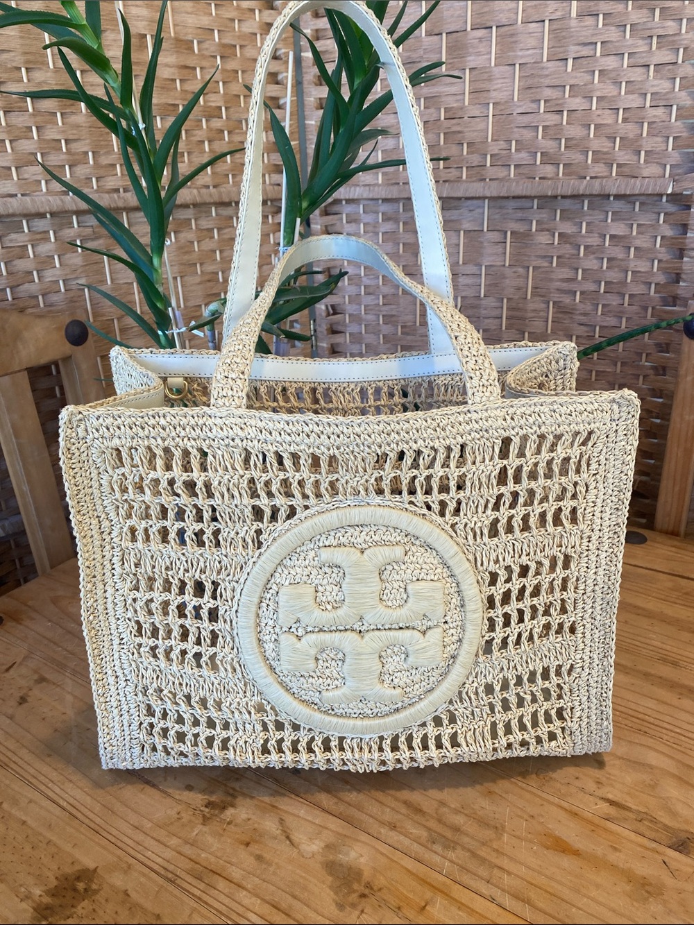 Tory Burch Cream Raffia Open-Weave Tote - Picture 3 of 17